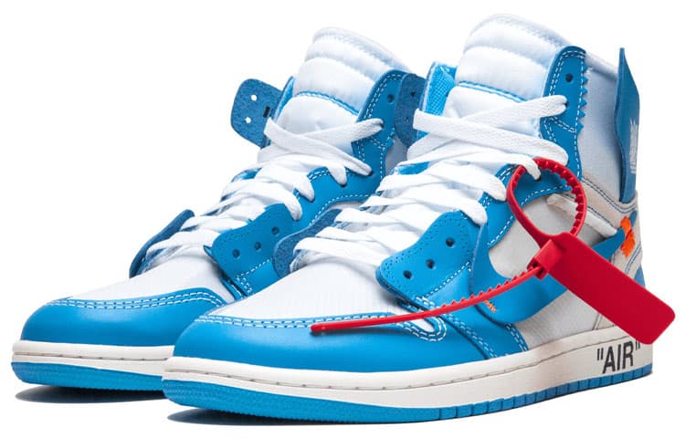 Ретро баскетбольные кроссовки OFF-WHITE x Air Jordan 1 Retro High OG "UNC" - изображение 3