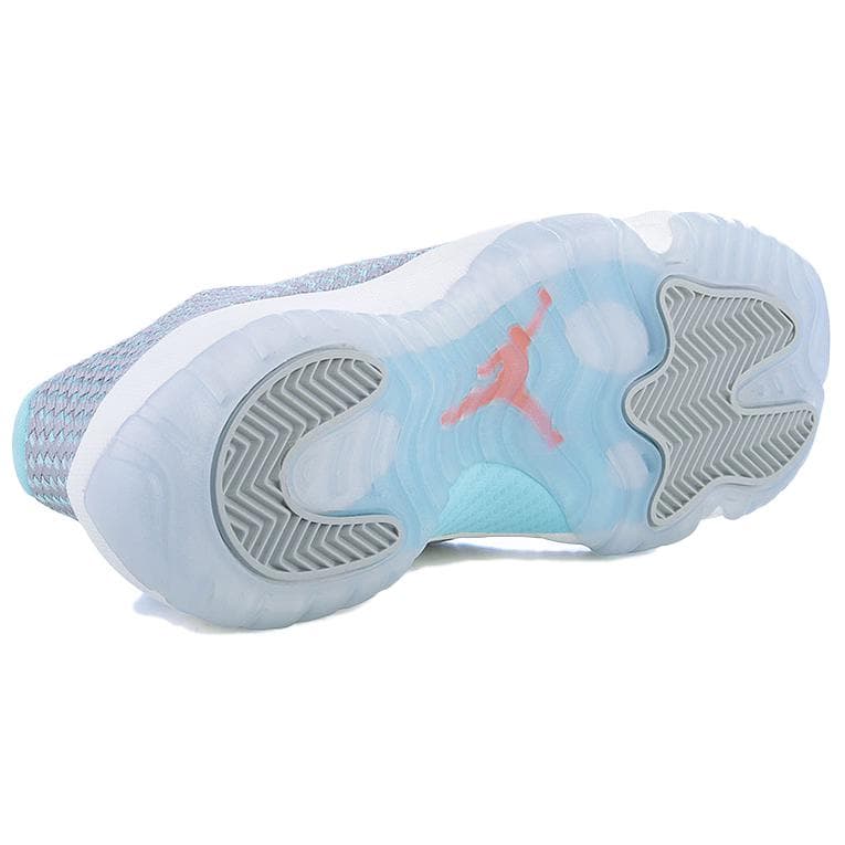 Ретро баскетбольные кроссовки Jordan Future Low GS Grey Blue - изображение 4