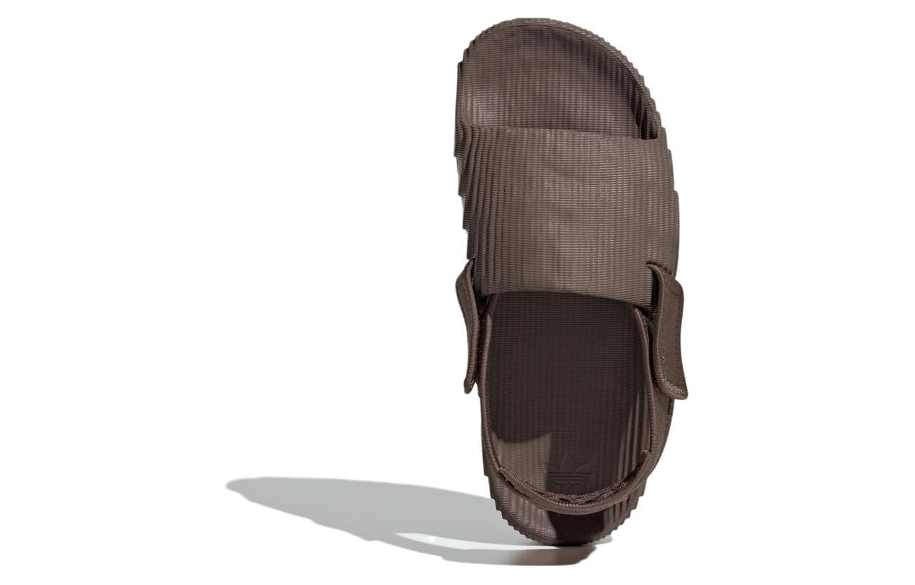 Шлёпанцы adidas 22 XLG Slides - изображение 4