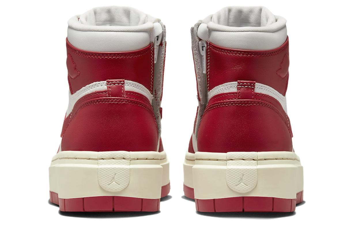 Ретро баскетбольные кроссовки Jordan Air Jordan 1 High "Varsity Red" — фото 5