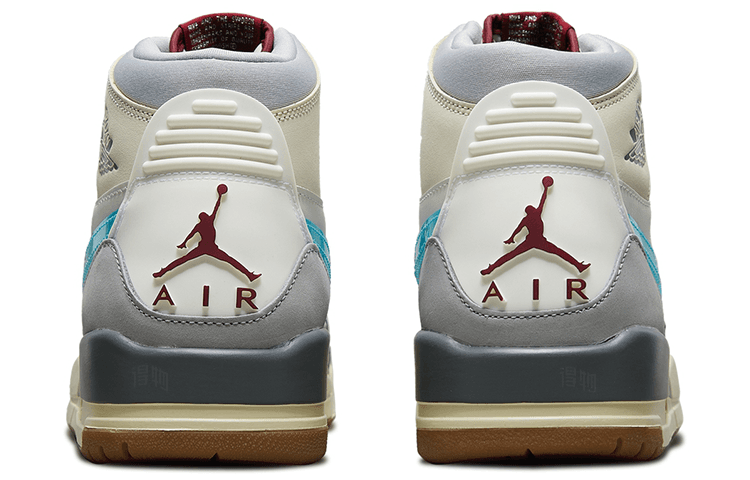 Ретро баскетбольные кроссовки Jordan Legacy 312 White Grey Blue - изображение 4