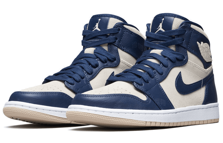 Ретро баскетбольные кроссовки Jordan Air Jordan 1 Retro Premium Midnight Navy Light Cream — фото 2