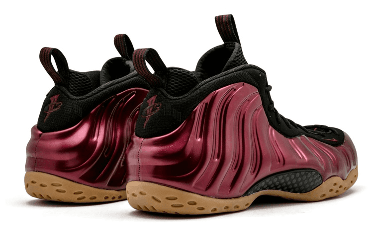Ретро баскетбольные кроссовки Nike Foamposite One "Maroon" - изображение 3