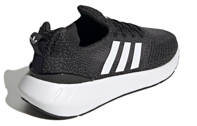 Кроссовки для бега adidas Swift Run 22 - изображение 4