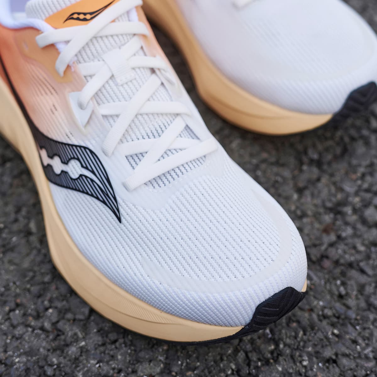 Кроссовки для бега Saucony Tide 2 White Orange Black - изображение 6