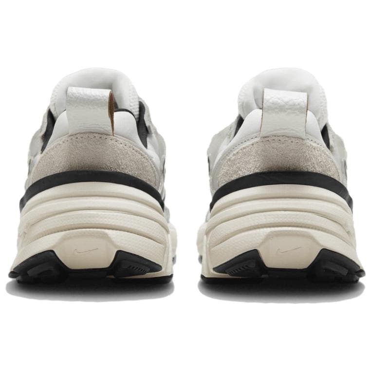 Кроссовки для бега Nike V2K Run Black White - изображение 4