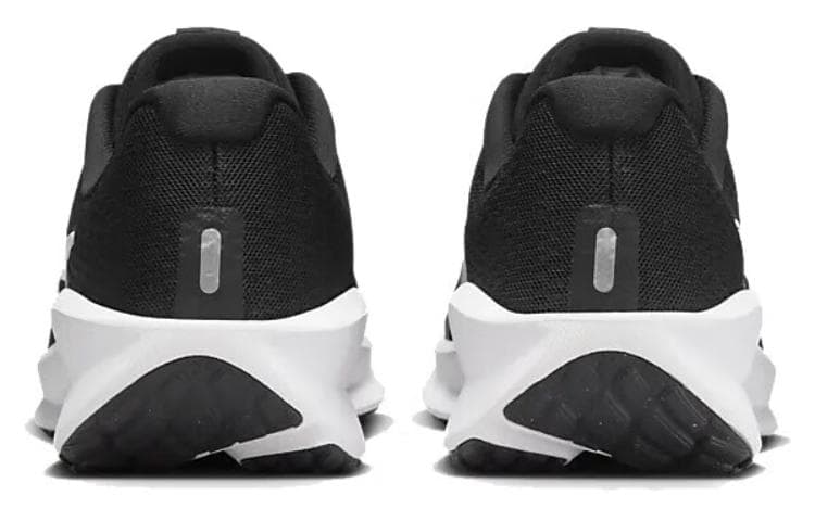 Кроссовки для бега Nike Downshifter 13 - изображение 4