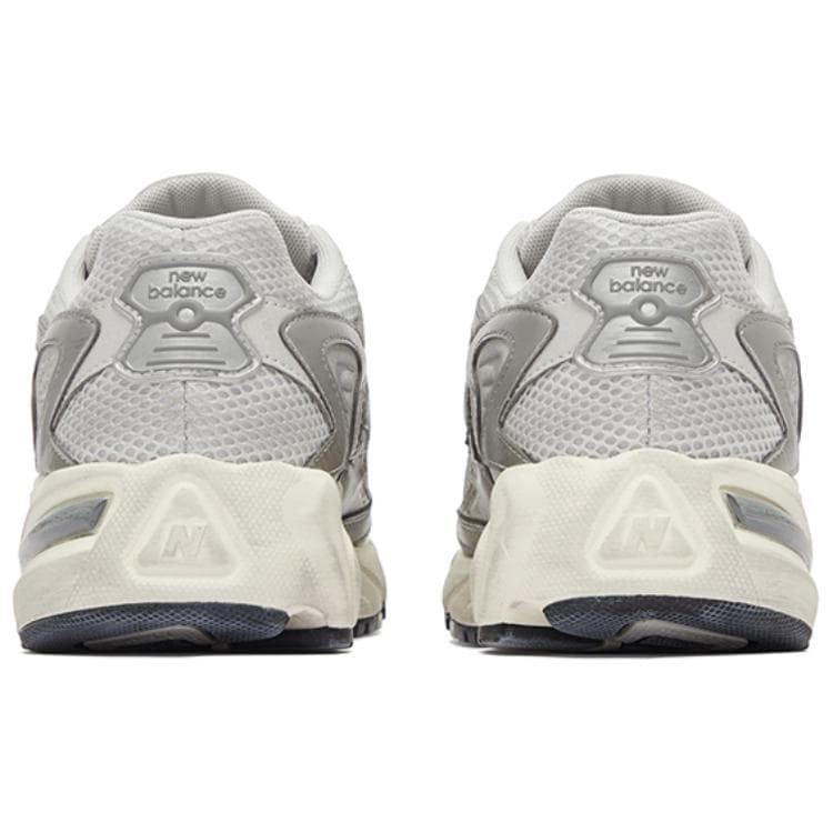 Кроссовки для бега New Balance 725 - изображение 6