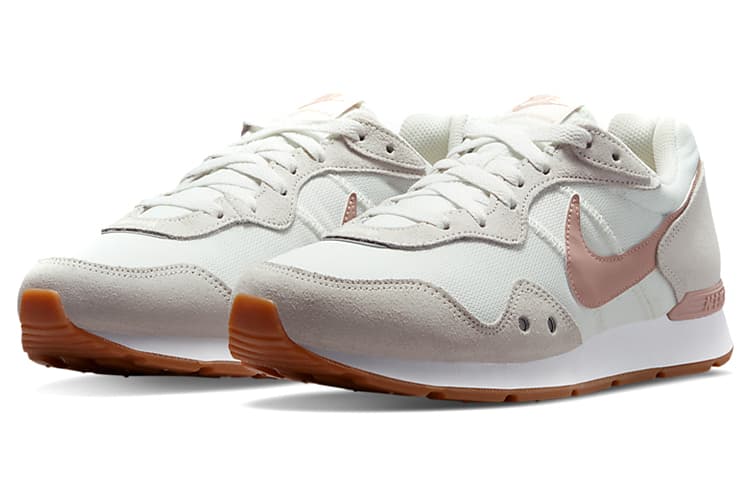 Кроссовки для бега Nike Venture Runner Pink - изображение 3