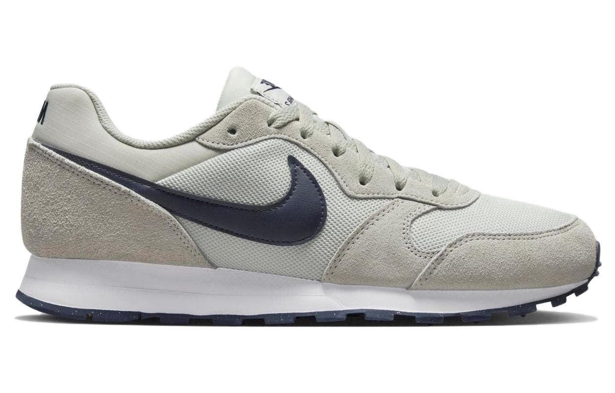 Кроссовки для бега Nike MD Runner 2 - изображение 2