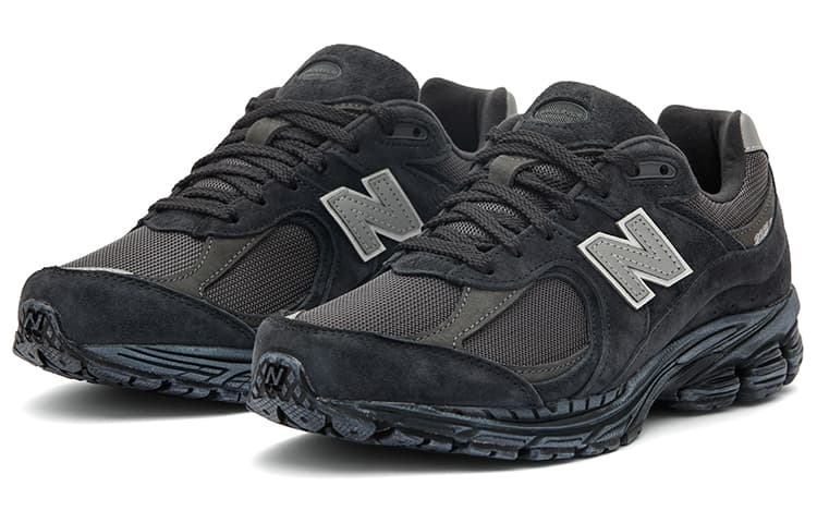 Кроссовки для бега New Balance 2002R Black - изображение 3