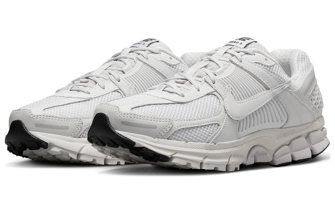 Кроссовки для бега Nike Air Zoom Vomero 5 — фото 3