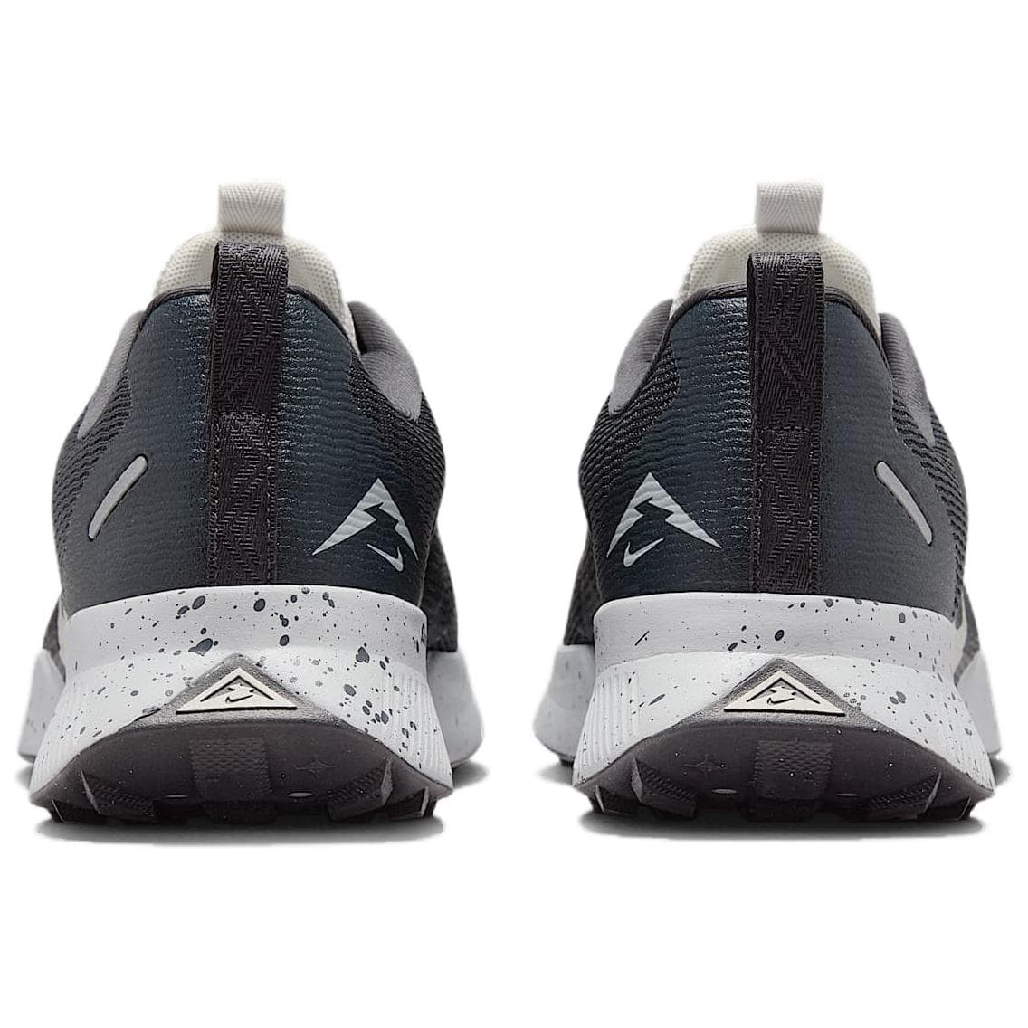 Кроссовки для бега NIKE Juniper Trail 3 Low Топ Повседневные кроссовки для бега Мужской Серый - изображение 5