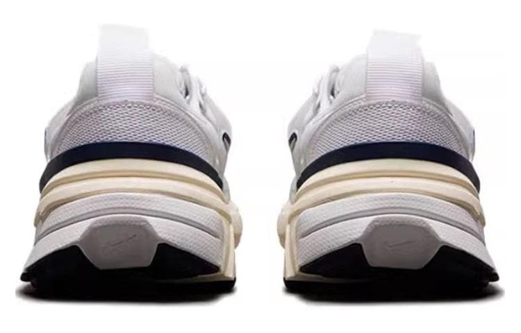 Кроссовки для бега Nike V2K Run White Grey - изображение 4