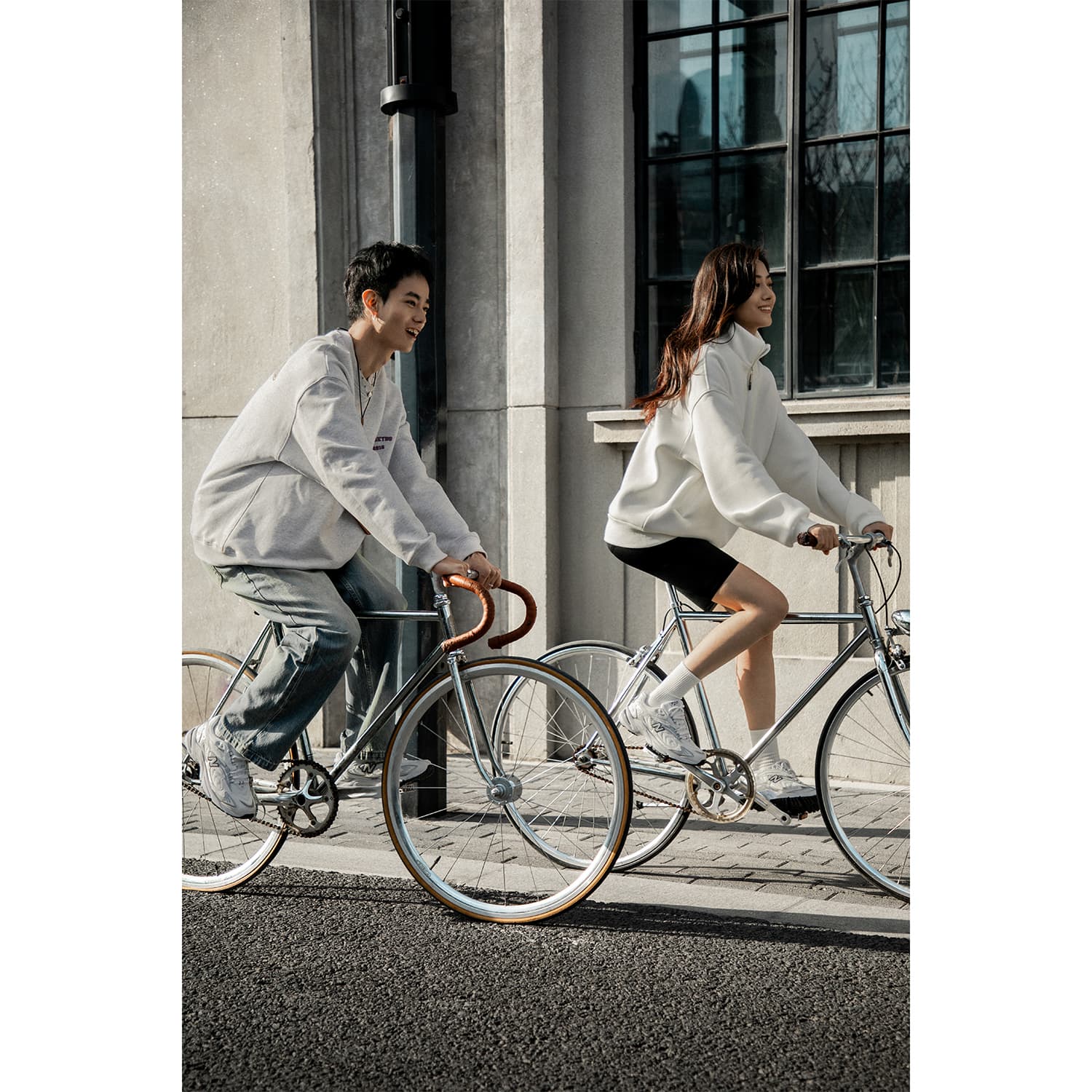Кроссовки для бега New Balance 725 Silver White - изображение 6