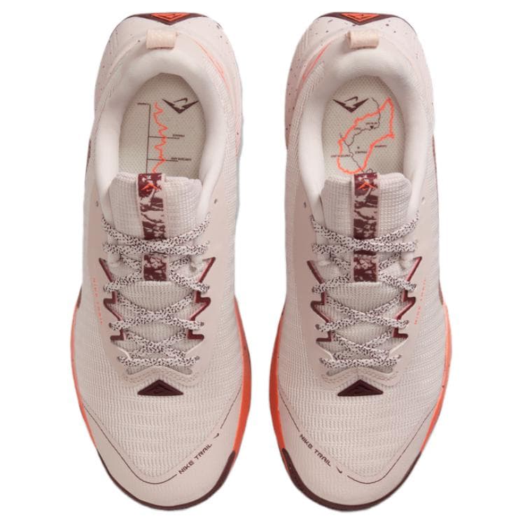 Кроссовки для бега Nike Juniper Trail 3 Ткань Низкие Беговые Кроссовки Женские Песочно-Серый Розовый - изображение 3
