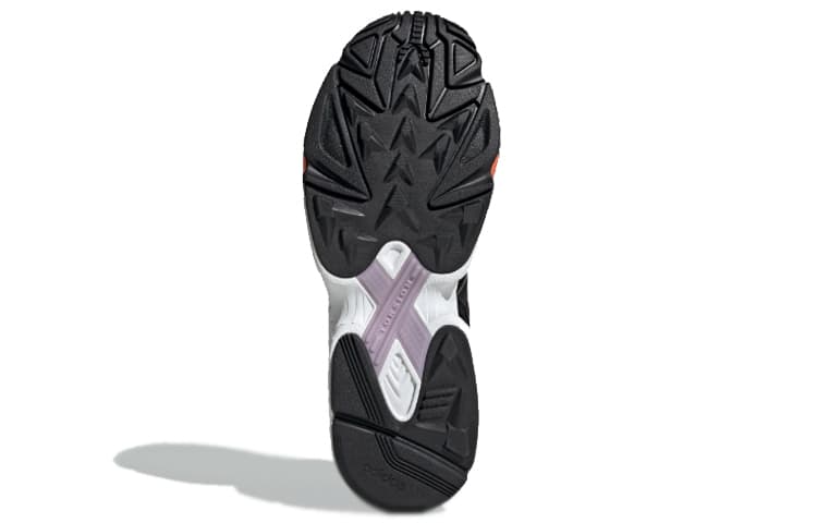 Кроссовки adidas Yung-96 - изображение 4