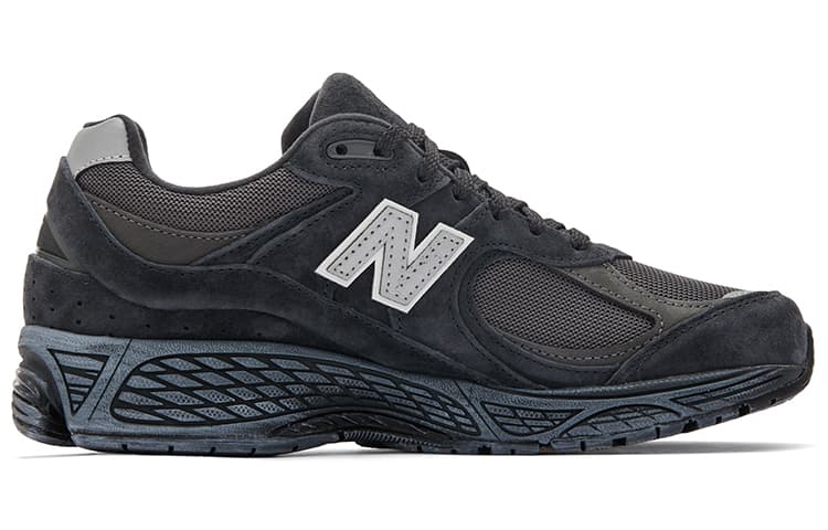 Кроссовки для бега New Balance 2002R Black - изображение 2