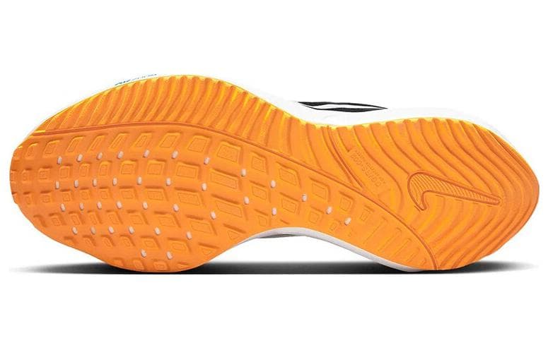 Кроссовки для бега Nike Air Zoom Vomero 16 — фото 5