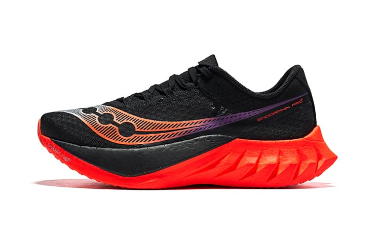 Кроссовки для бега Saucony Endorphin Pro 4 Black Red