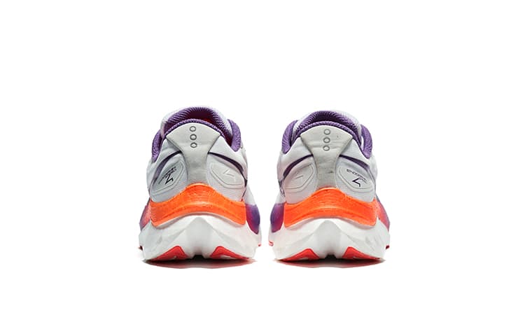 Кроссовки для бега Saucony Endorphin Speed 4 White Purple - изображение 4