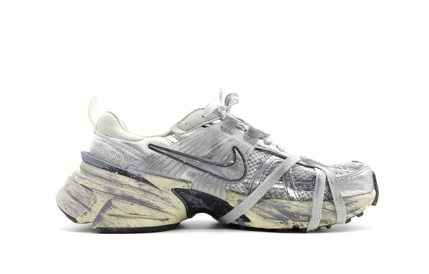 Кроссовки для бега Nike V2K Run Runtekk "Summit White Metallic Silver" - изображение 2
