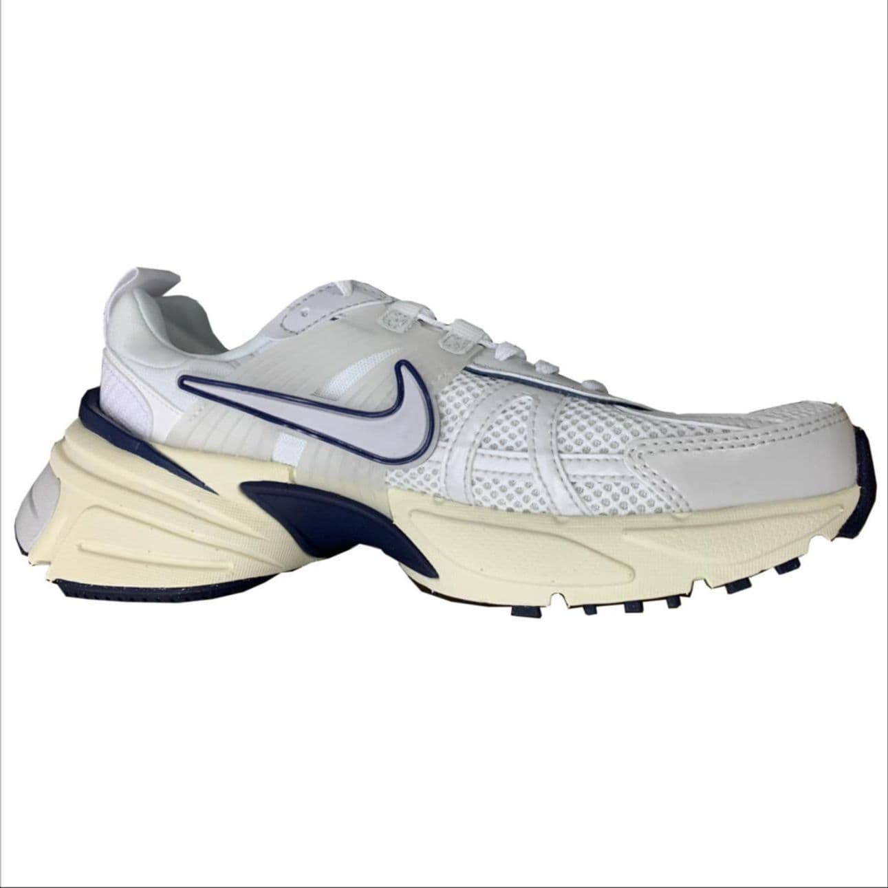 Кроссовки для бега Nike V2K Run White Grey - изображение 7