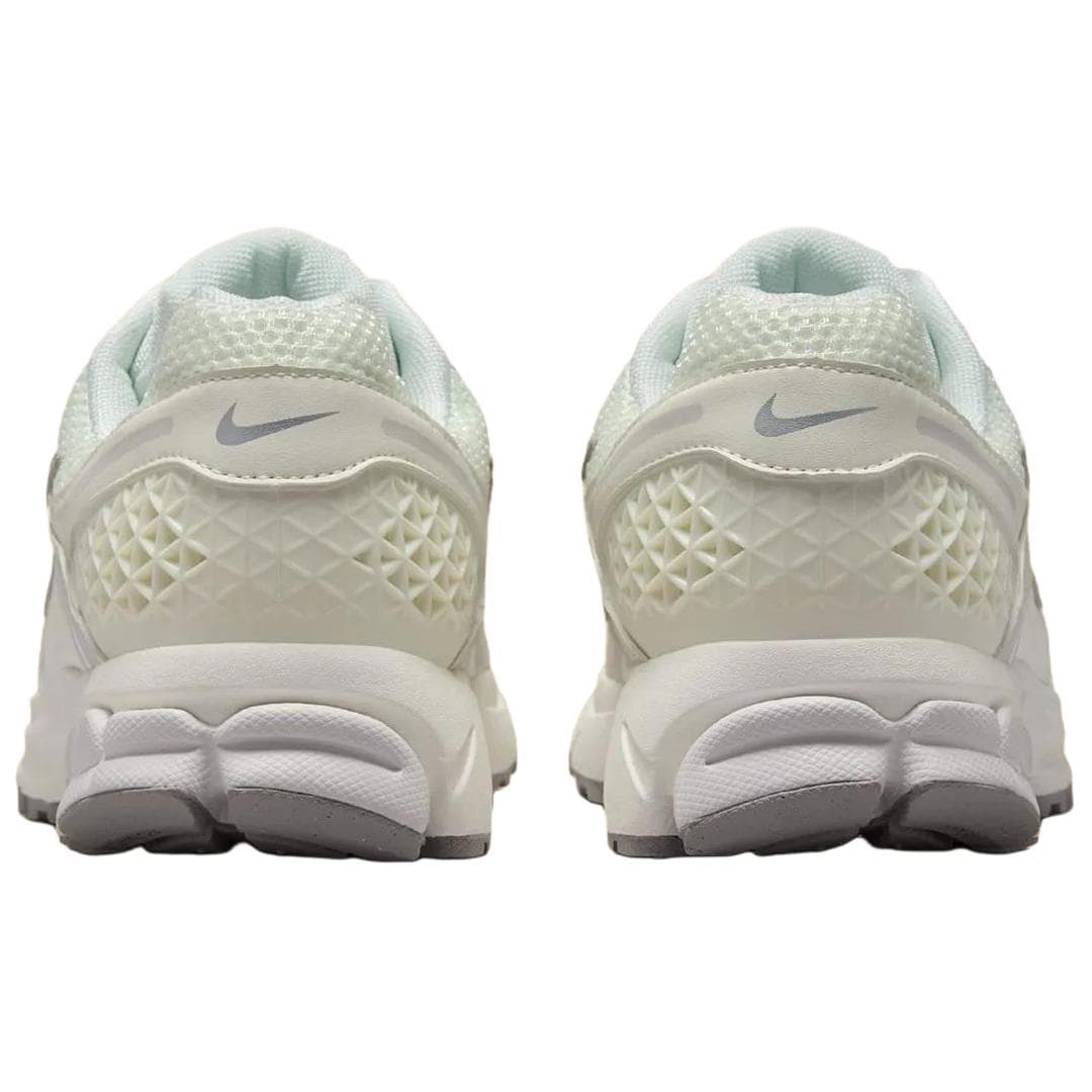 Кроссовки для бега Nike Zoom Vomero 5 — фото 5