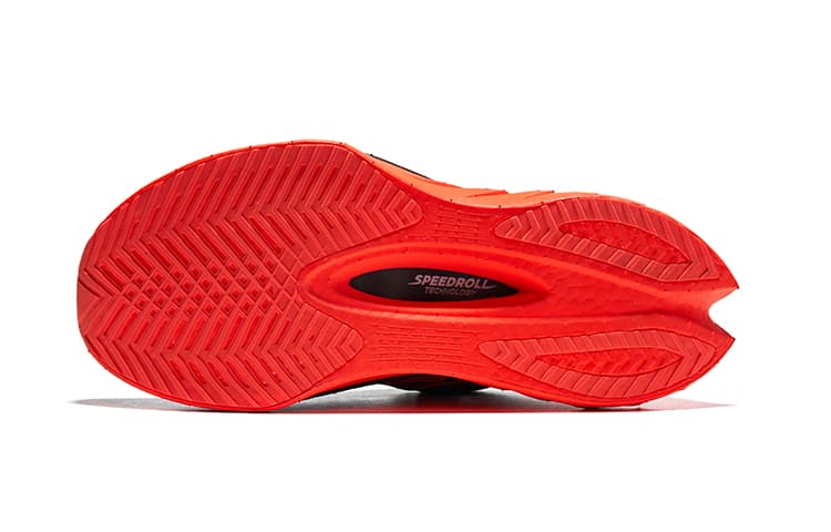 Кроссовки для бега Saucony Endorphin Pro 4 Black Red - изображение 5