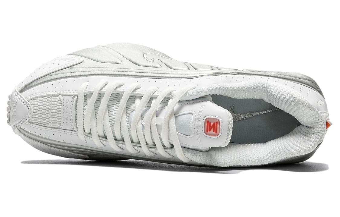 Кроссовки для бега Nike Shox R4 "White and Metallic Silver" - изображение 3