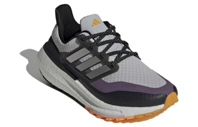 Кроссовки для бега adidas Ultraboost Light - изображение 2