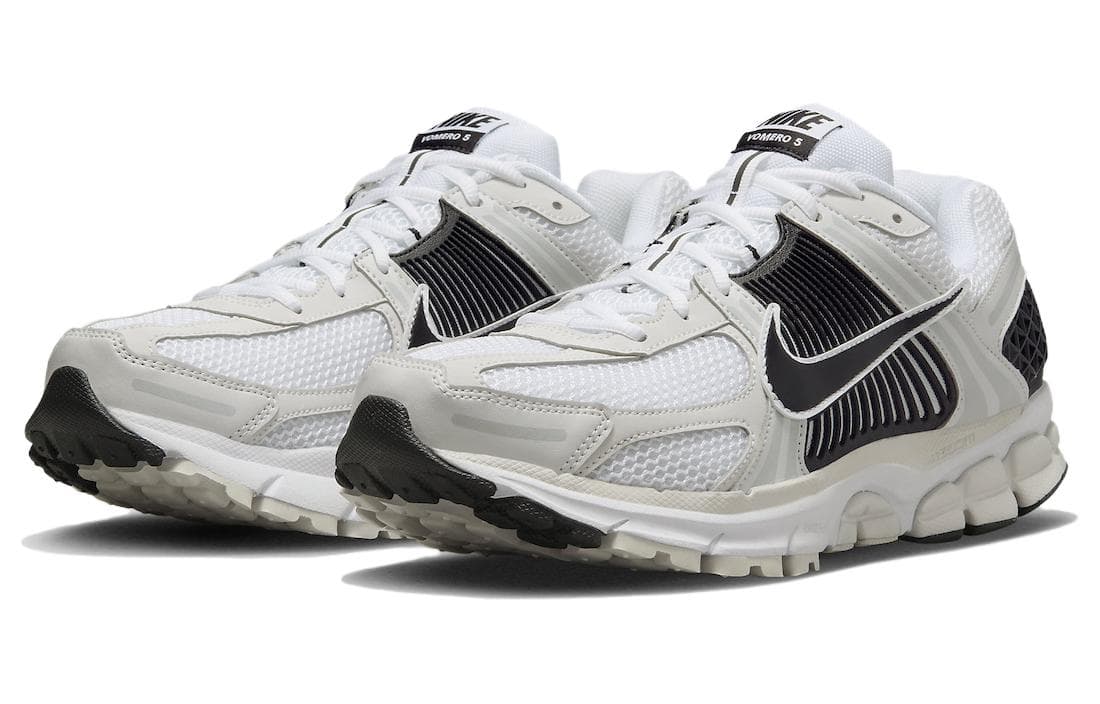 Кроссовки для бега Nike Air Zoom Vomero 5 White — фото 3