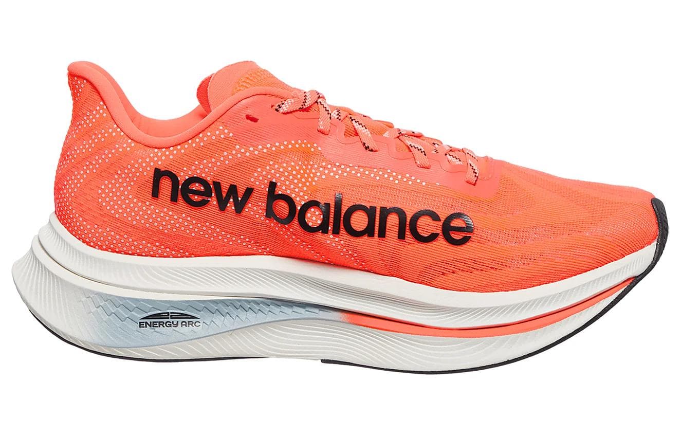 Кроссовки для бега New Balance NB FuelCell Supercomp Trainer V2 - изображение 2