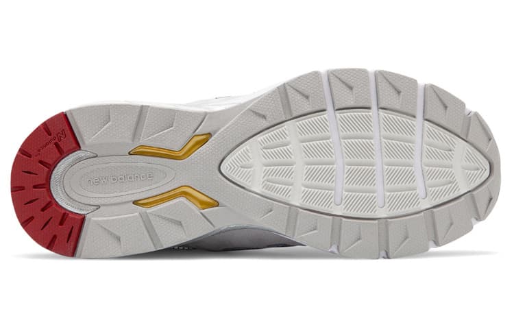 Кроссовки для бега New Balance NB 990 V5 - изображение 4