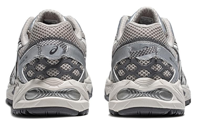 Кроссовки Asics - изображение 3