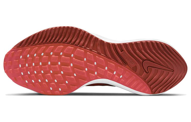 Кроссовки для бега Nike Air Zoom Vomero 16 — фото 6
