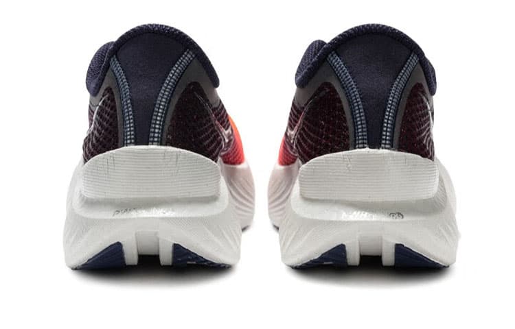 Кроссовки для бега Saucony Endorphin pro 3 - изображение 4