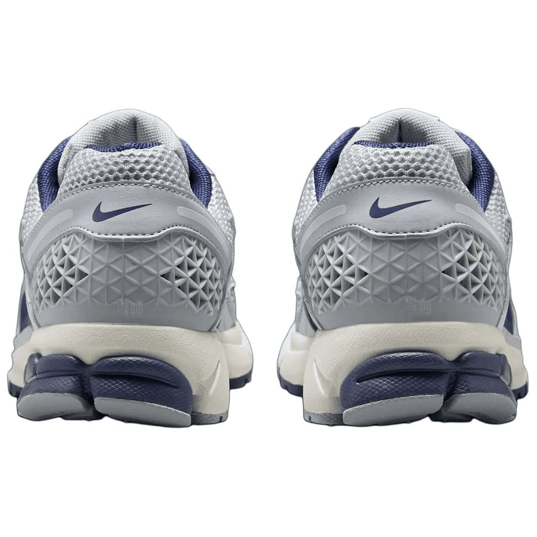 Кроссовки для бега Nike Air Zoom Vomero 5 "Yankees" — фото 5