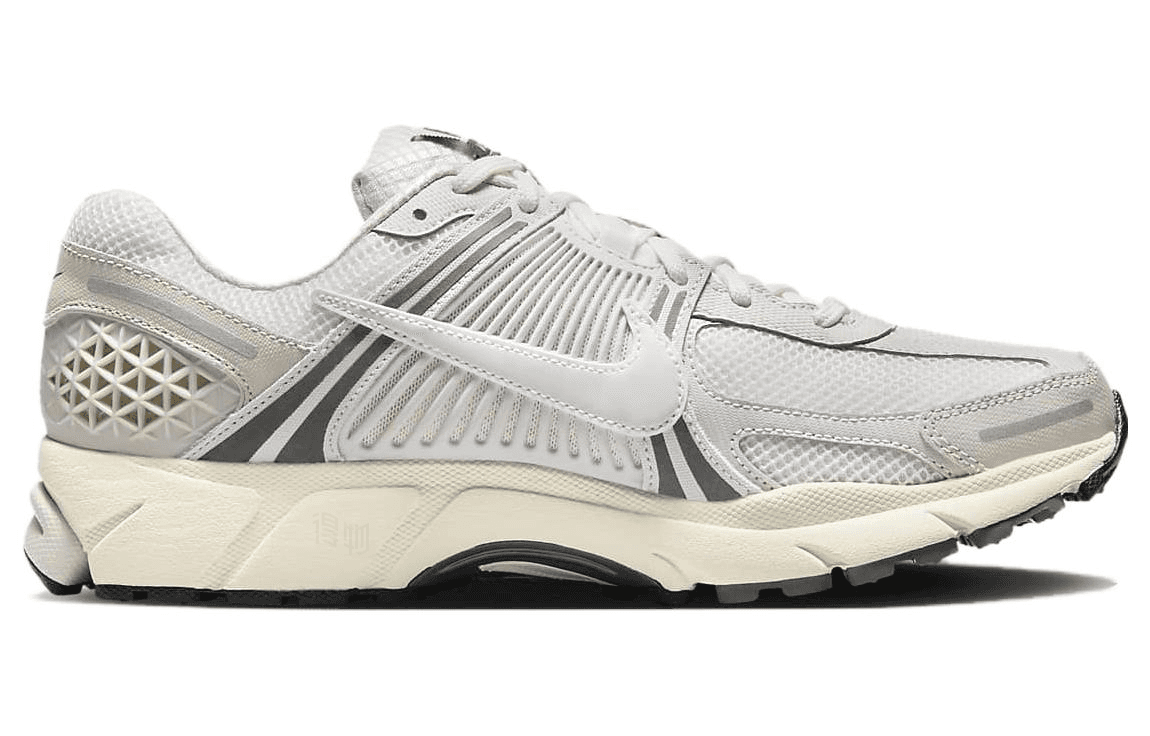 Кроссовки для бега Nike Air Zoom Vomero 5 Grey Black — фото 2