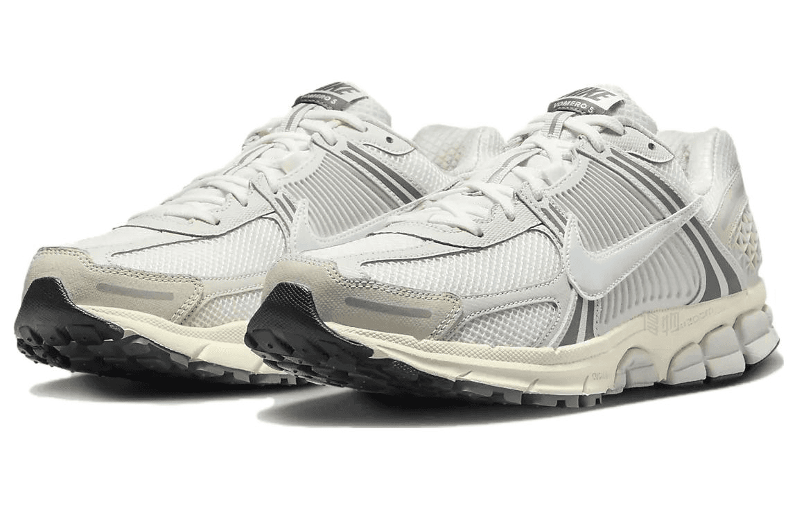 Кроссовки для бега Nike Air Zoom Vomero 5 Grey Black — фото 3