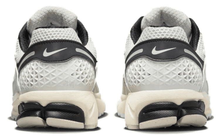 Кроссовки для бега Nike Air Zoom Vomero 5 White Black — фото 5