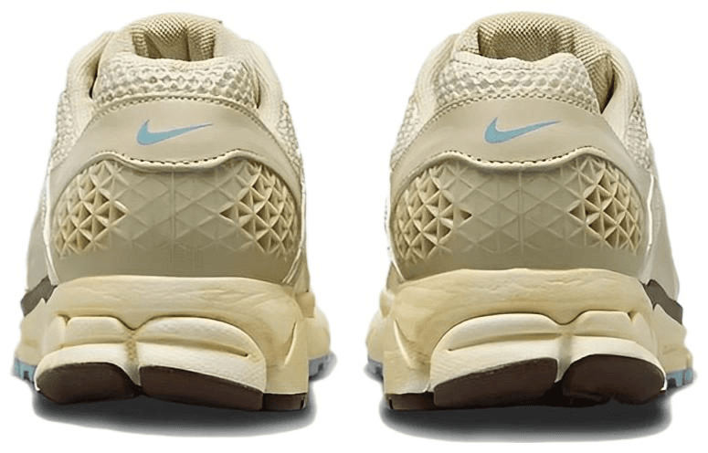 Кроссовки для бега Nike Air Zoom Vomero 5 Beige — фото 3