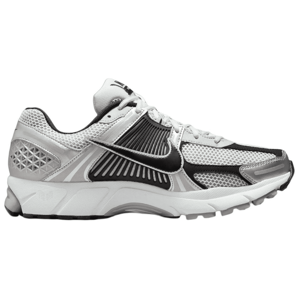 Кроссовки для бега Nike Air Zoom Vomero 5 "Metallic Silver/Black" — фото 2