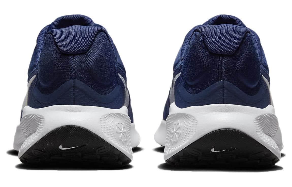 Кроссовки для бега Nike REVOLUTION 7 - изображение 5