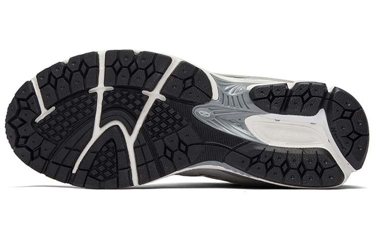Кроссовки для бега New Balance 2002R "Steel" - изображение 7