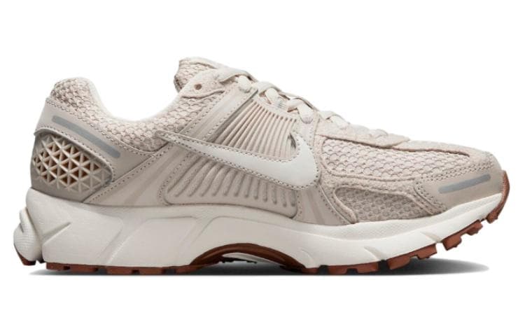Кроссовки для бега Nike Air Zoom Vomero 5 Beige — фото 2