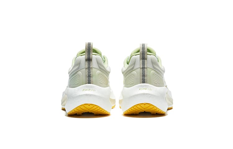Кроссовки для бега Saucony Surge 3 SU - изображение 4