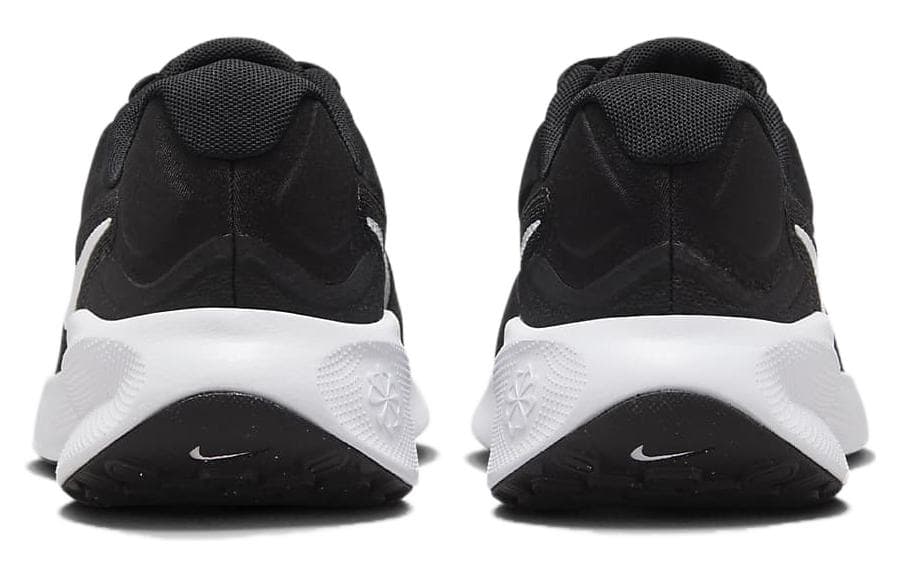Кроссовки для бега Nike REVOLUTION 7 - изображение 5