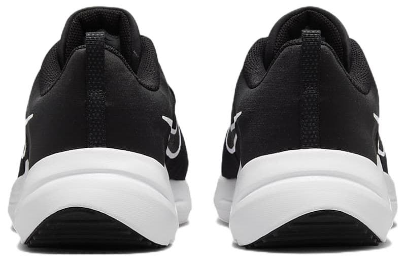 Кроссовки для бега Nike Downshifter 12 - изображение 5