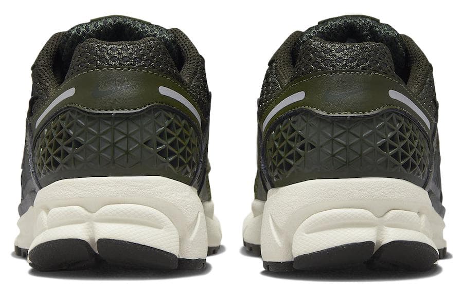Кроссовки для бега Nike Air Zoom Vomero 5 Black Green — фото 5